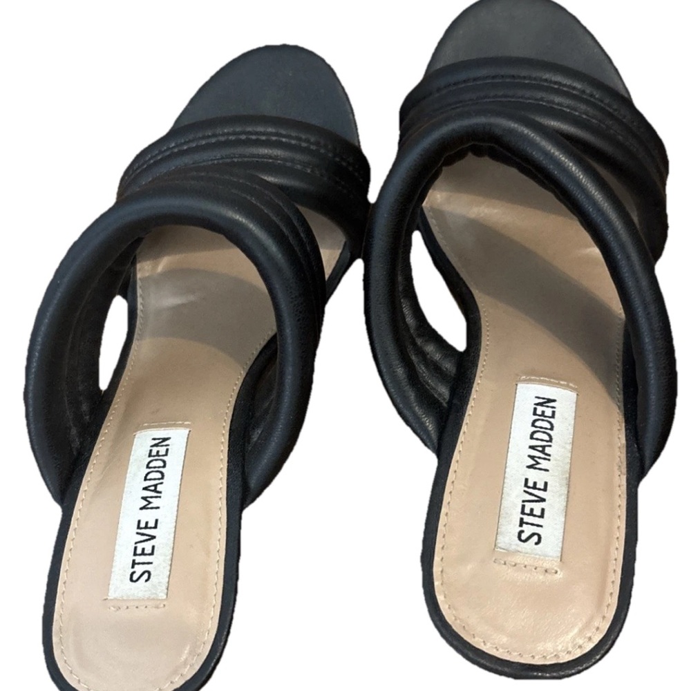 Steve Madden Black Quilted Cork Wedge Heels Size 7.5 - Picture 6 of 7